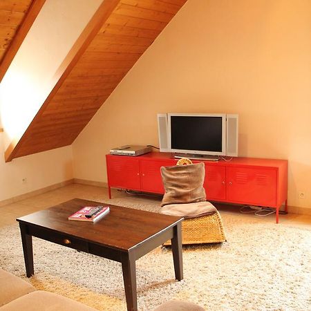Les Z'Hirondelles Hotel Анси Екстериор снимка